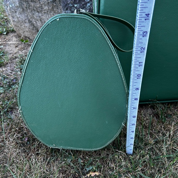 🎉HOST PICK Vintage Retro Hard Shell
Suitcase Luggage Set  3 Piece Avacado Green - Picture 4 of 13